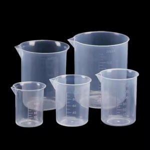 Alternative view of Plastic Beakers